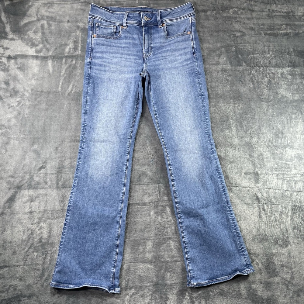 American Eagle Womens Jeans Blue Size 6 Short Kick Boot Denim Light wash